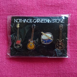 新品未開封Nothing's Carved In Stone★ピンバッジ★ナシス(ミュージシャン)