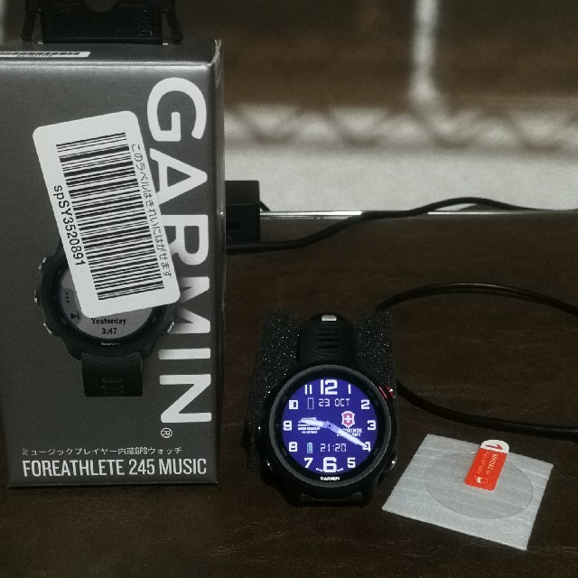 GARMIN(ガーミン)のGARMIN FOREATHLETE 245 MUSIC 強化ガラス付き スポーツ/アウトドアのトレーニング/エクササイズ(トレーニング用品)の商品写真