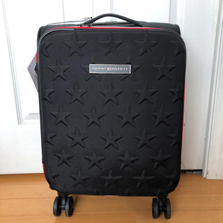 トミーヒルフィガー(TOMMY HILFIGER)の新品 トミーヒルフィガー ソフトスーツケース　機内持込可能　送料無料 星柄(スーツケース/キャリーバッグ)