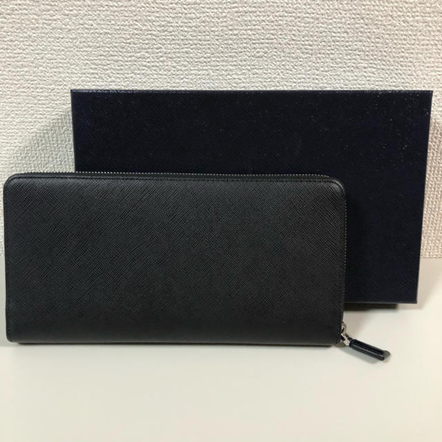 新品・円高セール！プラダメンズ長財布(Nero)SAFFIANO仕様