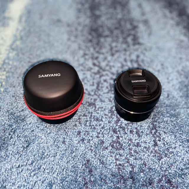 【最終値下げ】SAMYANG AF24mm F2.8 ソニーFE スマホ/家電/カメラのカメラ(レンズ(単焦点))の商品写真