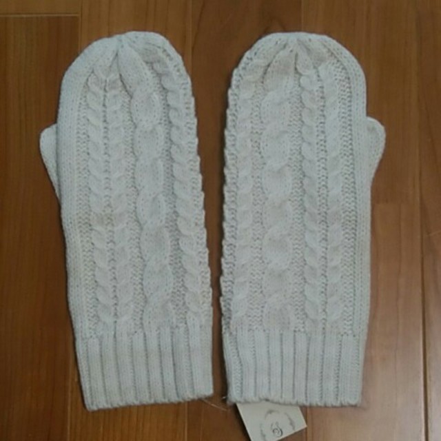 SM2(サマンサモスモス)のタグ付き未使用　SM2 サマンサモスモス Mサイズ 手袋 レディースのファッション小物(手袋)の商品写真