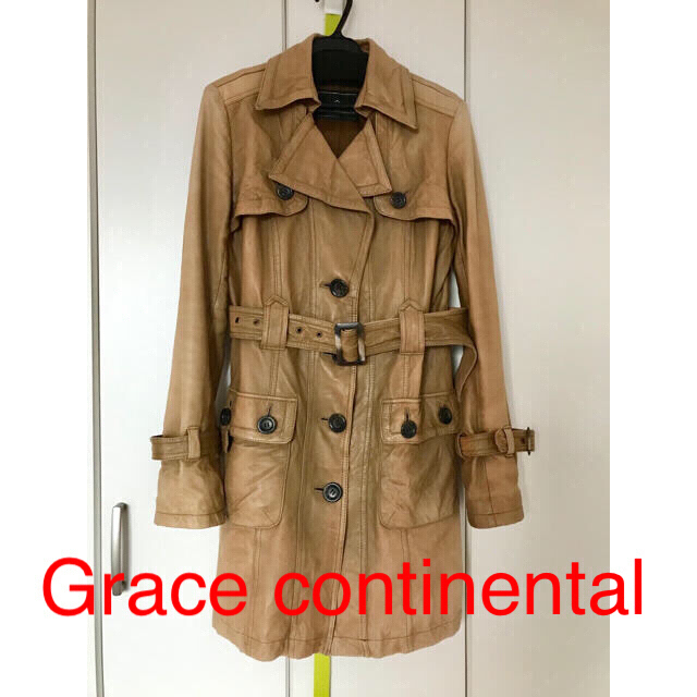 GRACE CONTINENTAL(グレースコンチネンタル)のｸﾞﾚｰｽｺﾝﾁﾈﾝﾀﾙ トレンチ　リアルレザー レディースのジャケット/アウター(トレンチコート)の商品写真