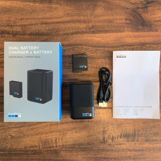 ゴープロ(GoPro)のGopro デュアルバッテリーチャージャー+バッテリー(バッテリー/充電器)