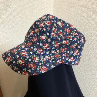 ビームス(BEAMS)のビームスハート　花柄キャップ(キャップ)