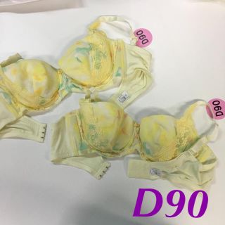 フラワープリントのレースブラジャー 2枚セットD90(ブラ)