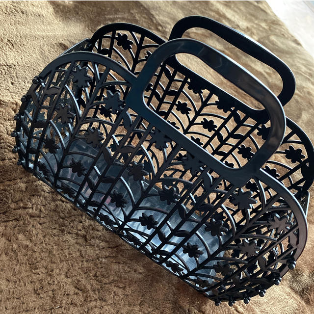 FOREVER 21(フォーエバートゥエンティーワン)のかごバック forever21 レディースのバッグ(かごバッグ/ストローバッグ)の商品写真