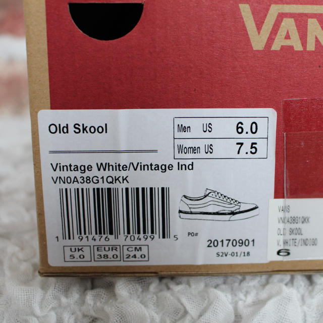 VANS(ヴァンズ)の【未使用】VANS オールドスクール 24cm レディースの靴/シューズ(スニーカー)の商品写真