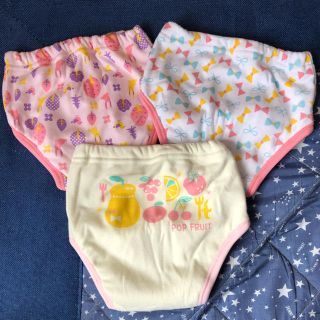 ニシマツヤ(西松屋)の美品♡トレーニングパンツ 3枚セット サイズ95(トレーニングパンツ)