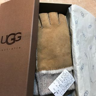 アグ(UGG)のUGG 羊革手袋 新品 タグ付き箱付き(手袋)