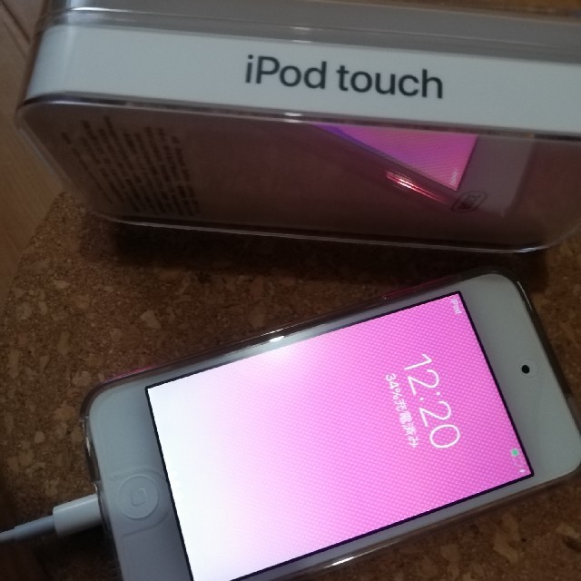 iPod touch(アイポッドタッチ)のiPodtouch 6世代 32GB  pink   スマホ/家電/カメラのオーディオ機器(ポータブルプレーヤー)の商品写真