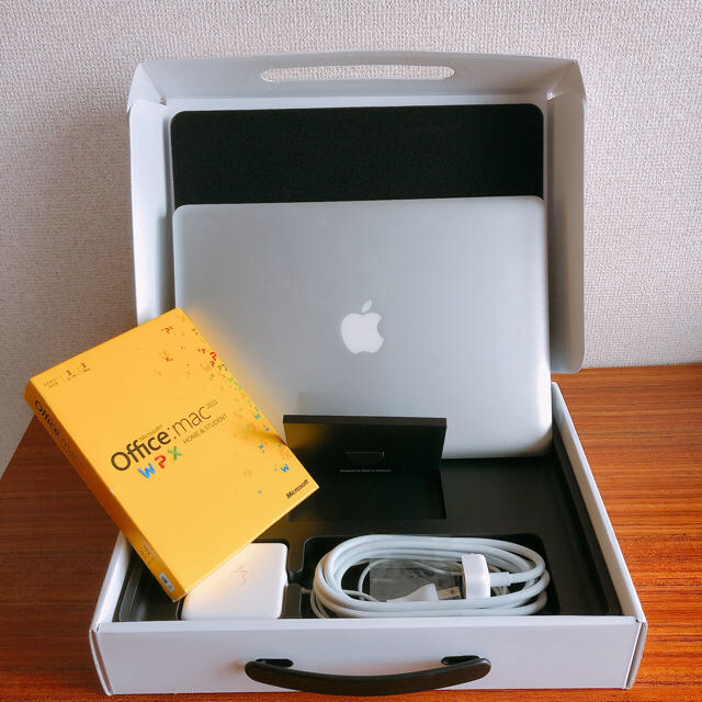 【格安】Macbook Pro（13inch mid2012）Office付