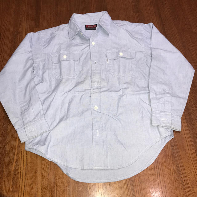 Levi's(リーバイス)のリーバイス☆デニムシャツ 140 日本製 キッズ/ベビー/マタニティのキッズ服男の子用(90cm~)(Tシャツ/カットソー)の商品写真