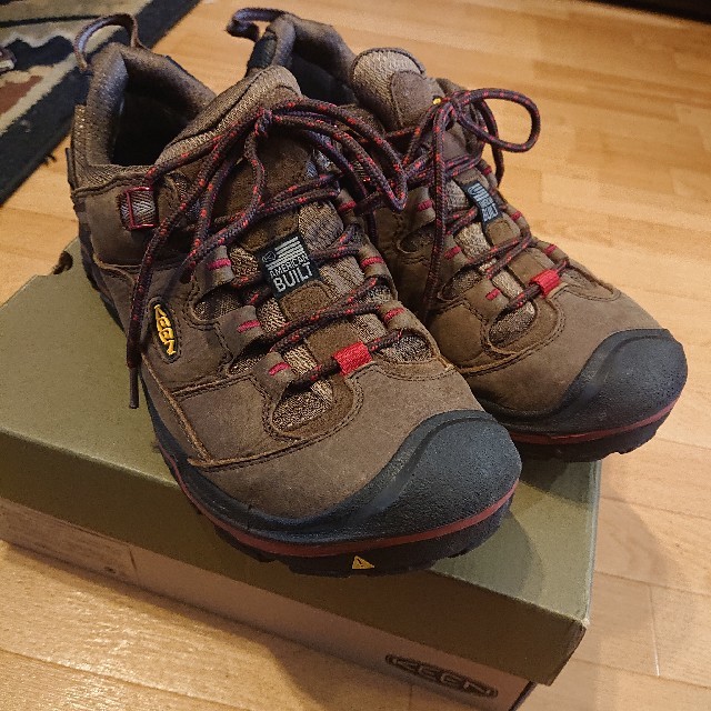 KEEN(キーン)のkeen デュラント ハイキングシューズ 防水保温 27(小さめ) 靴 USA メンズの靴/シューズ(スニーカー)の商品写真