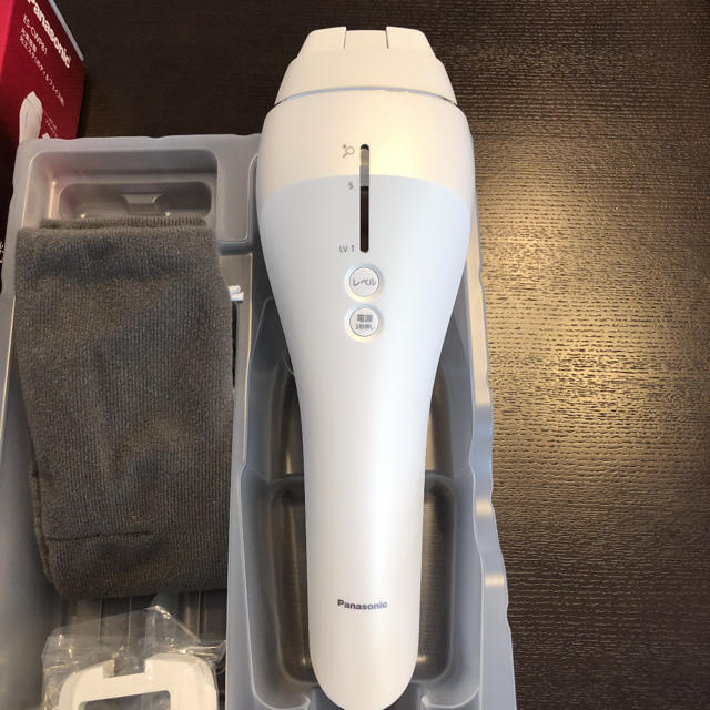 Panasonic 光エステ 脱毛 ES-CWP81 Panasonic 光エステ 脱毛 ES-CWP81