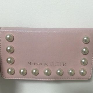 メゾンドフルール(Maison de FLEUR)のMaison de FLEUR iphoneケース スマホケース 手帳型(iPhoneケース)