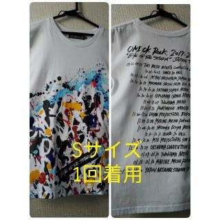 ワンオクロック(ONE OK ROCK)の専用ページです！ワンオクロック Tシャツ-B-Sサイズ使用品+ホワイト新品タオル(ミュージシャン)