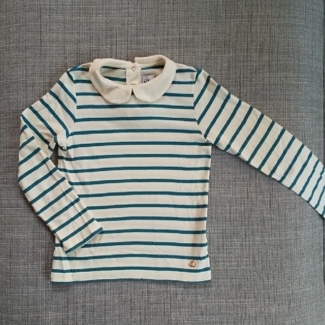 PETIT BATEAU(プチバトー)のLayma様専用 プチバトー 襟付きカットソー  5ans/110㎝&カーディガ キッズ/ベビー/マタニティのキッズ服女の子用(90cm~)(Tシャツ/カットソー)の商品写真