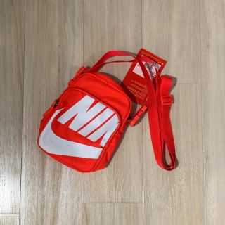 NIKE　ショルダーバッグ　レインボー