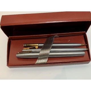 シェーファー(SHEAFFER)の新品未使用、自宅保管品　SHEAFFER万年筆＋ボール＋シャープ３本セット(ペン/マーカー)