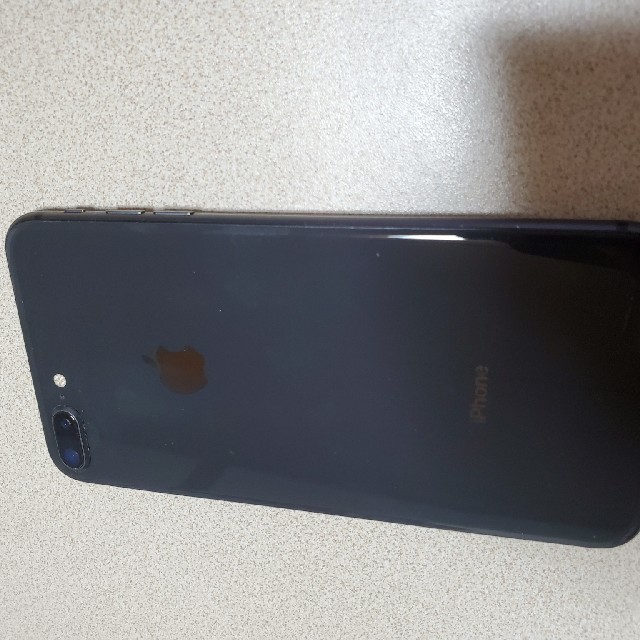 iPhone 8 Plus Space Gray 64 GB　SIMフリー