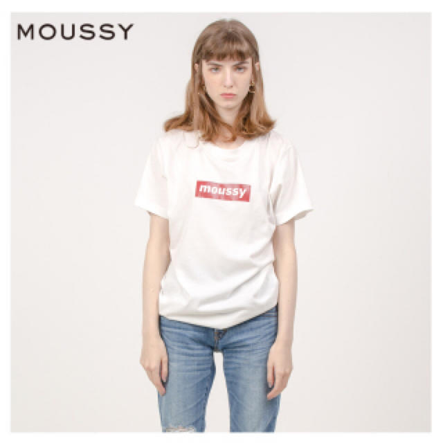 moussy(マウジー)のmoussy ロゴ　tシャツ　TSJ レディースのトップス(Tシャツ(半袖/袖なし))の商品写真