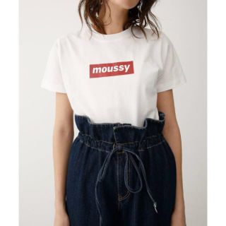 マウジー(moussy)のmoussy ロゴ　tシャツ　TSJ(Tシャツ(半袖/袖なし))