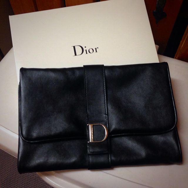 Dior(ディオール)のDior トラベルポーチ コスメ/美容のコスメ/美容 その他(その他)の商品写真