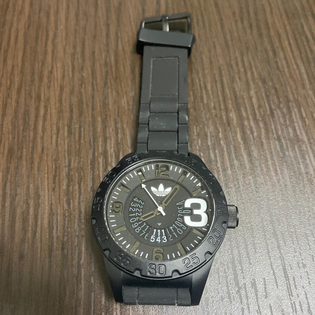 adidas(アディダス)のadidas 時計　ケース無し メンズの時計(腕時計(アナログ))の商品写真