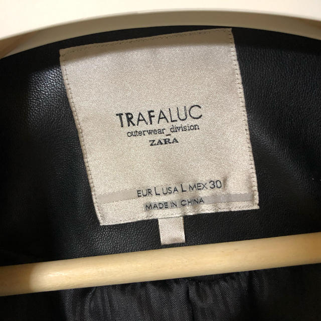 ZARA ライダース