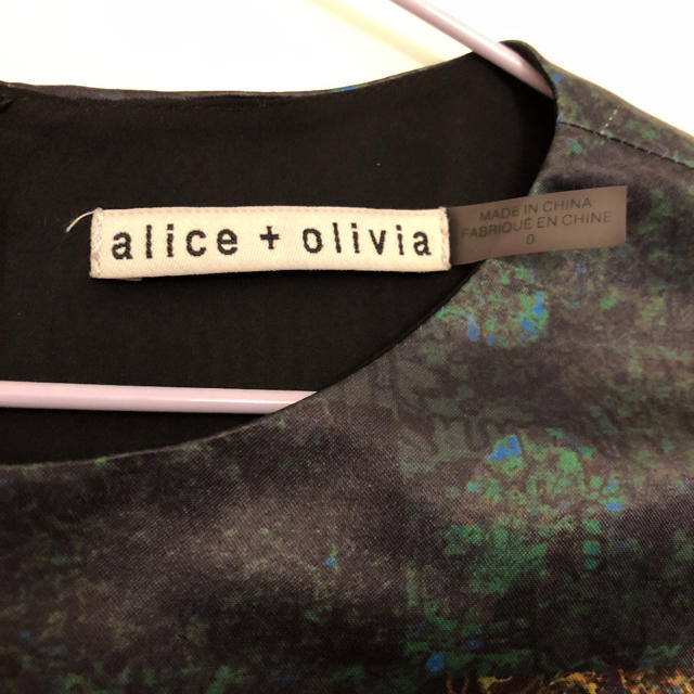 Alice+Olivia(アリスアンドオリビア)のAlice＋Olivia  ワンピース レディースのワンピース(ミニワンピース)の商品写真