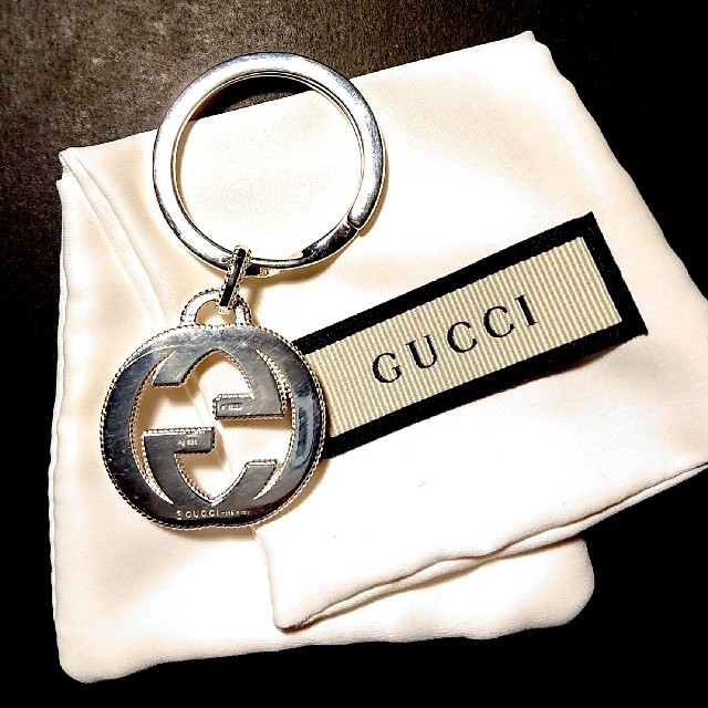 Gucci(グッチ)のGUCCI インターロッキングG シルバー キーチェーン メンズのアクセサリー(その他)の商品写真