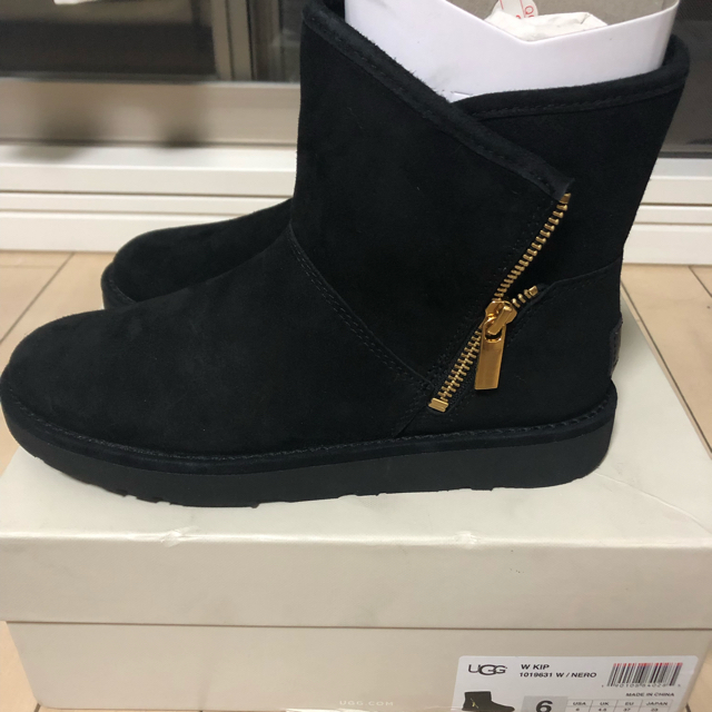 靴/シューズUGG ムートンブーツ 23センチ ネーロ