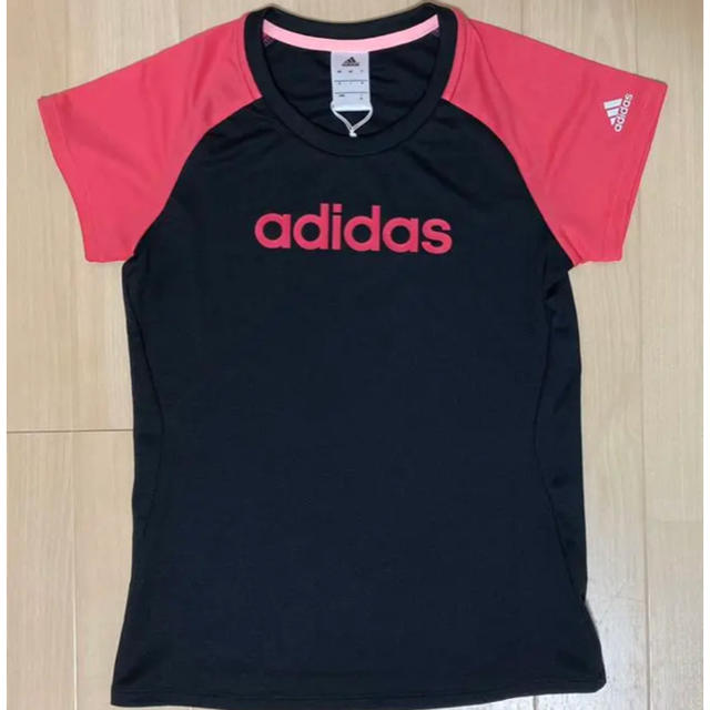 adidas(アディダス)のadidas新品　女性用ドライTシャツ レディースのトップス(Tシャツ(半袖/袖なし))の商品写真