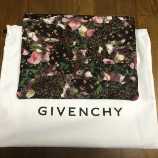 ジバンシィ(GIVENCHY)のgivenchy クラッチバック(セカンドバッグ/クラッチバッグ)