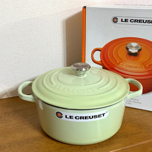 Le Creuset 未使用 ル クルーゼココットロンド シグニチャー22cm ワサビの通販 By バナナスマッシュ ルクルーゼならラクマ Le Creuset 未使用 ル クルーゼココットロンド シグニチャー22cm ワサビの通販 By バナナスマッシュ ルクルーゼならラクマ