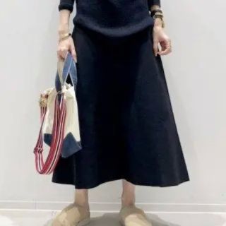 アパルトモンドゥーズィエムクラス(L'Appartement DEUXIEME CLASSE)の専用‼︎  18AW アパルトモン ドゥーズィエムクラス Flare スカート(ロングスカート)