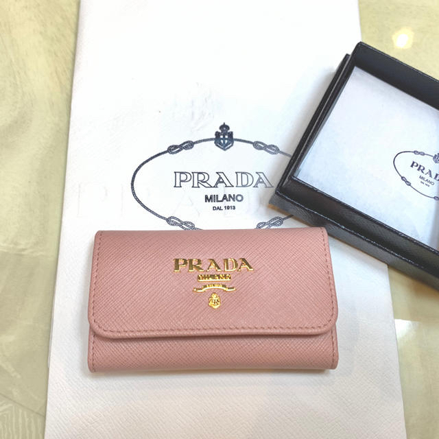 キーケース♡PRADA サフィアーノファッション小物