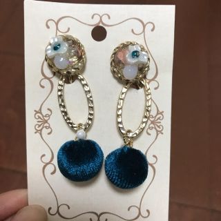 2way 2ウェイハンドメイド 花柄イヤリング オーバルリング ベロア(イヤリング)