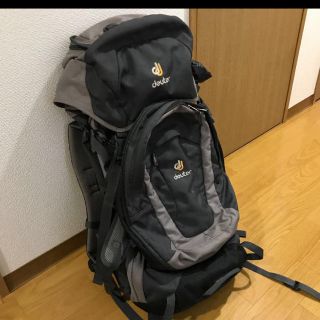 ドイター(Deuter)の deuter クアンタム55+10ブラック×グレー(バッグ)