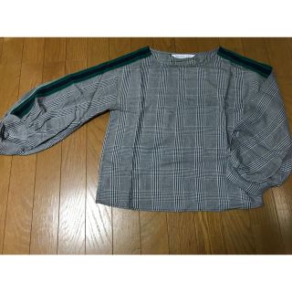 ザラ(ZARA)のZARA ライン入り トップス(シャツ/ブラウス(長袖/七分))