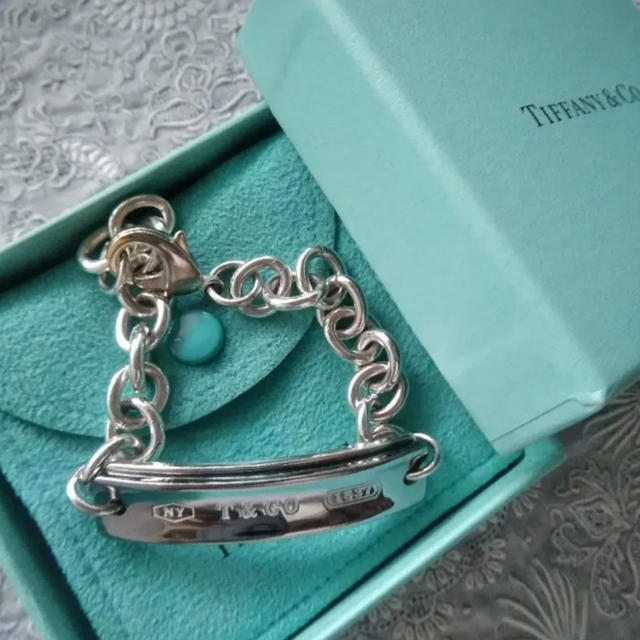 Tiffany & Co.(ティファニー)の磨き済 レア メンズ ティファニー 1837 グレーチタン ブレスレット レディースのアクセサリー(ブレスレット/バングル)の商品写真