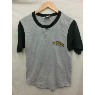 匿名UW OSHKOSH TITANS TシャツUSA古着goodデザイン良品S(Tシャツ/カットソー(半袖/袖なし))