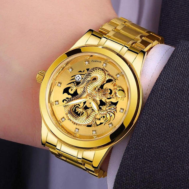 ドラゴン ゴールド 腕時計ドラゴン 金 龍 竜 メンズの時計(腕時計(アナログ))の商品写真