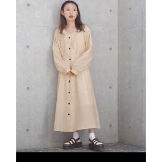 ダブルクローゼット(w closet)のダブルクローゼット　ウエストタック　シャツワンピース (ロングワンピース/マキシワンピース)