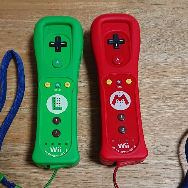 Wiiリモコンプラスセット（マリオ・ルイージ） エンタメ/ホビーのゲームソフト/ゲーム機本体(その他)の商品写真