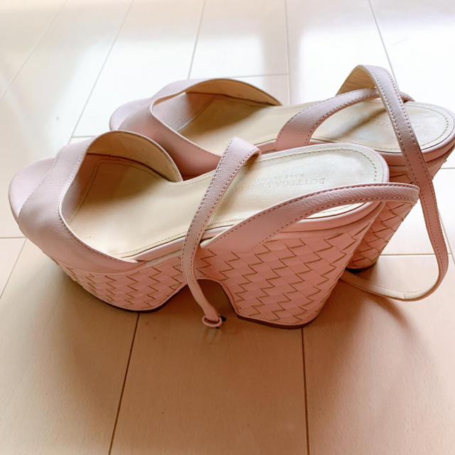 Bottega Veneta(ボッテガヴェネタ)のボッテガヴェネタ　レザー　サンダル　パンプス レディースの靴/シューズ(サンダル)の商品写真