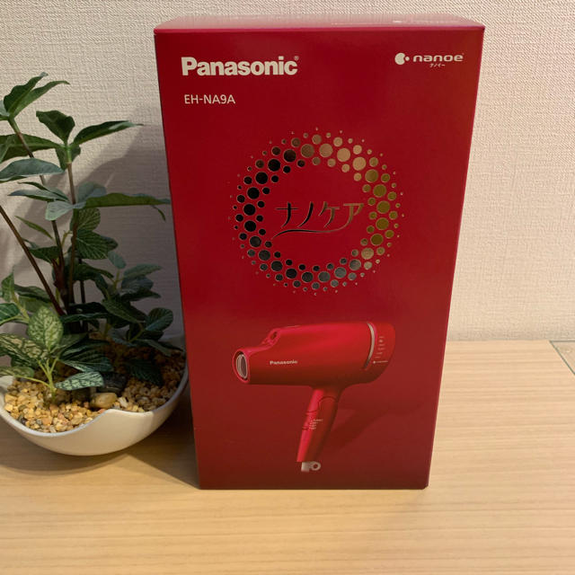 新品未開封 Panasonic ナノケア EH-NA9A-