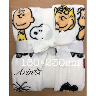 スヌーピー チャーリーブラウン 毛布の通販 17点 Snoopyのインテリア 住まい 日用品を買うならラクマ