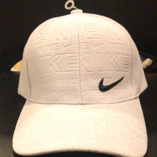 ナイキ(NIKE)のNIKE 帽子　新品未使用(キャップ)